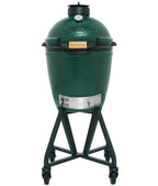Big Green Egg Medium geschlossen auf dem fahrbaren Nest-Untergestell in Frontansicht