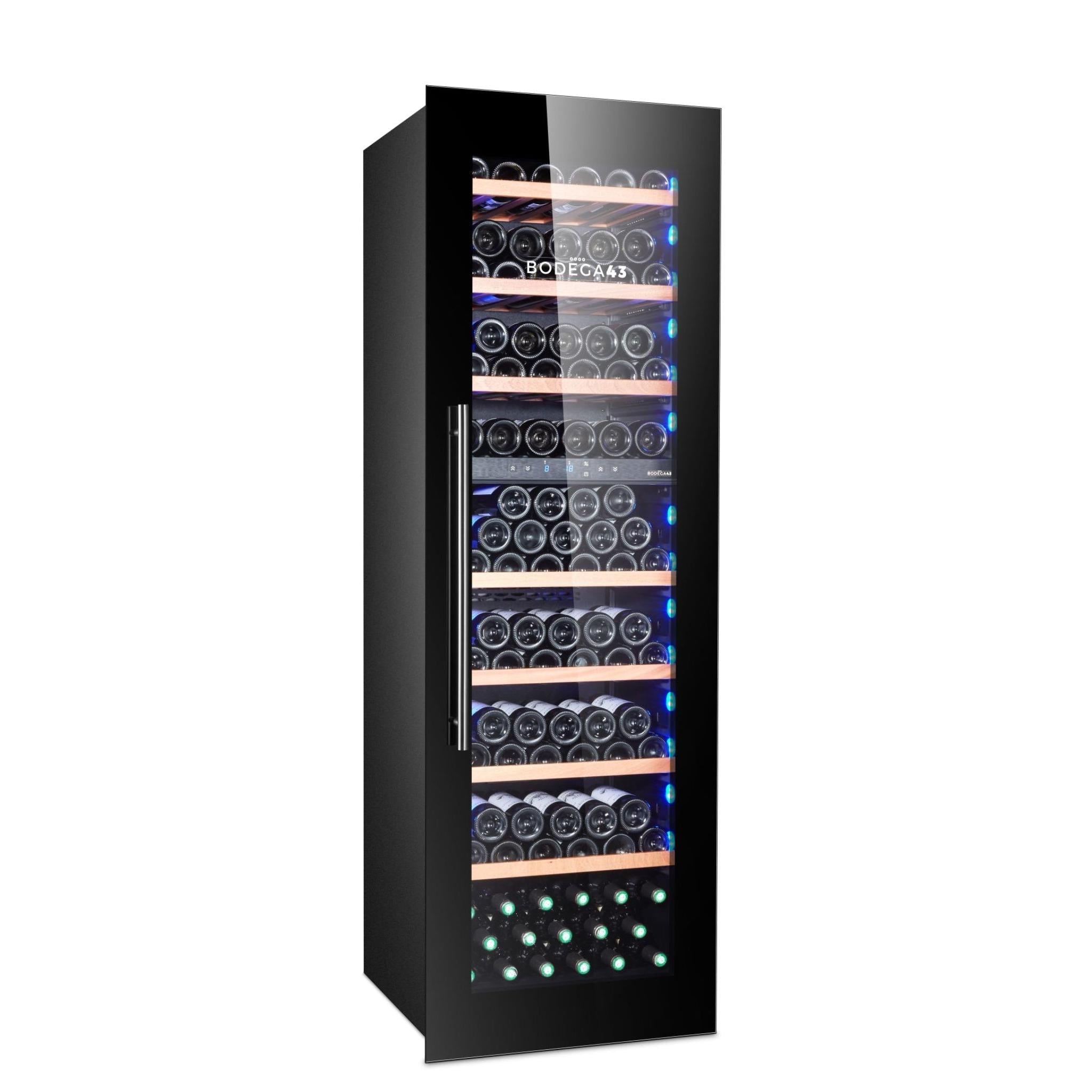 Bodega 43 Weinklimaschrank B43100R geschlossen, voll mit Weinflaschen, schwarze Glastür, freistehend