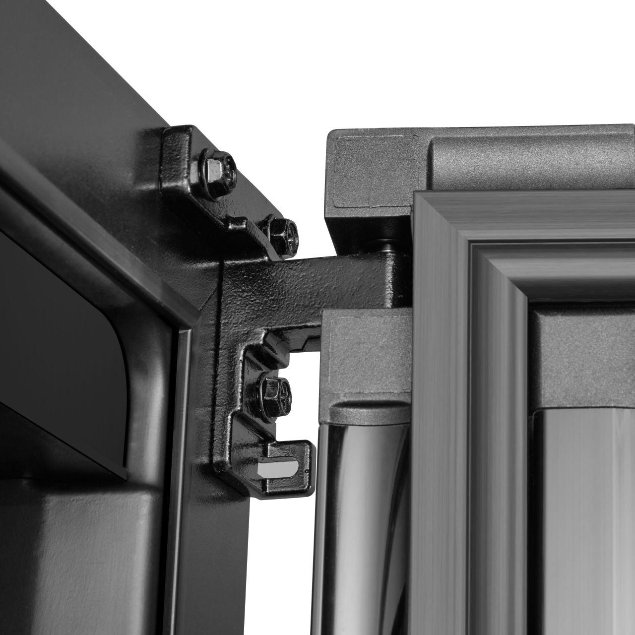 Detailaufnahme des oberen Türscharniers am Bodega 43 Weinklimaschrank B43145R
