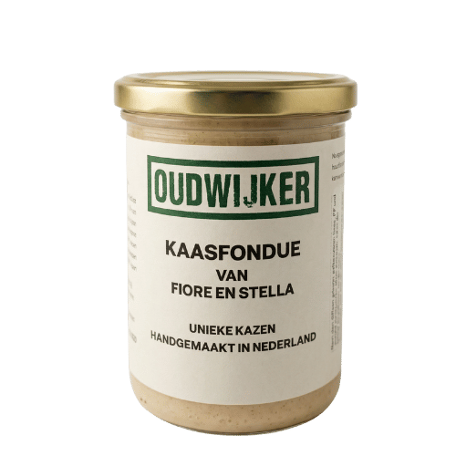 Oudwijker Käsefondue Glas frontal freigestellt mit weißem Etikett, handgemacht in den Niederlanden