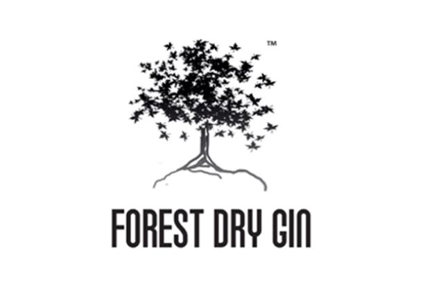 Forest Dry Gin Logo mit Baum und fallenden Blättern